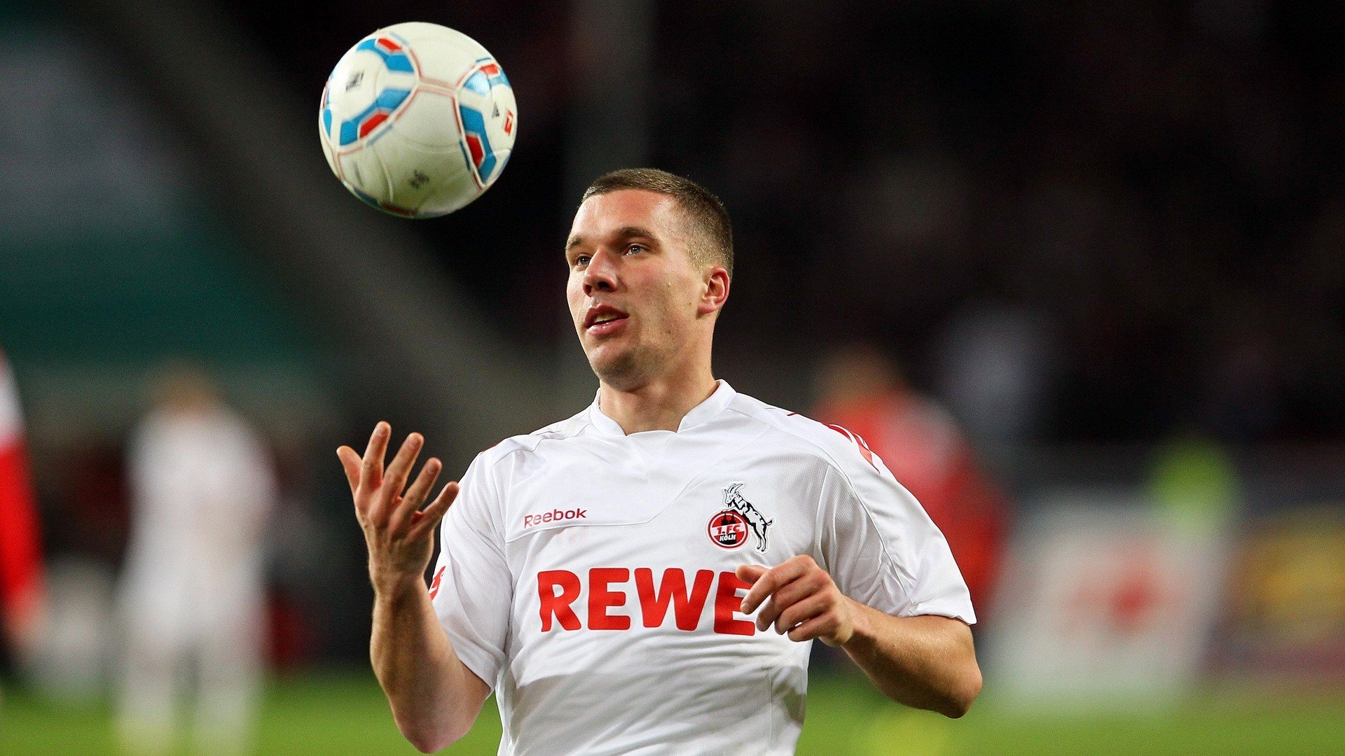 俱乐部赛季宣传片上线展示球队精神面貌,各大俱乐部2021赛季新款球衣